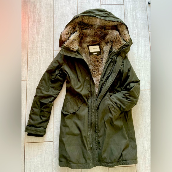 Aritzia Jackets & Blazers - Aritzia Green Faux Fur Lined Parka